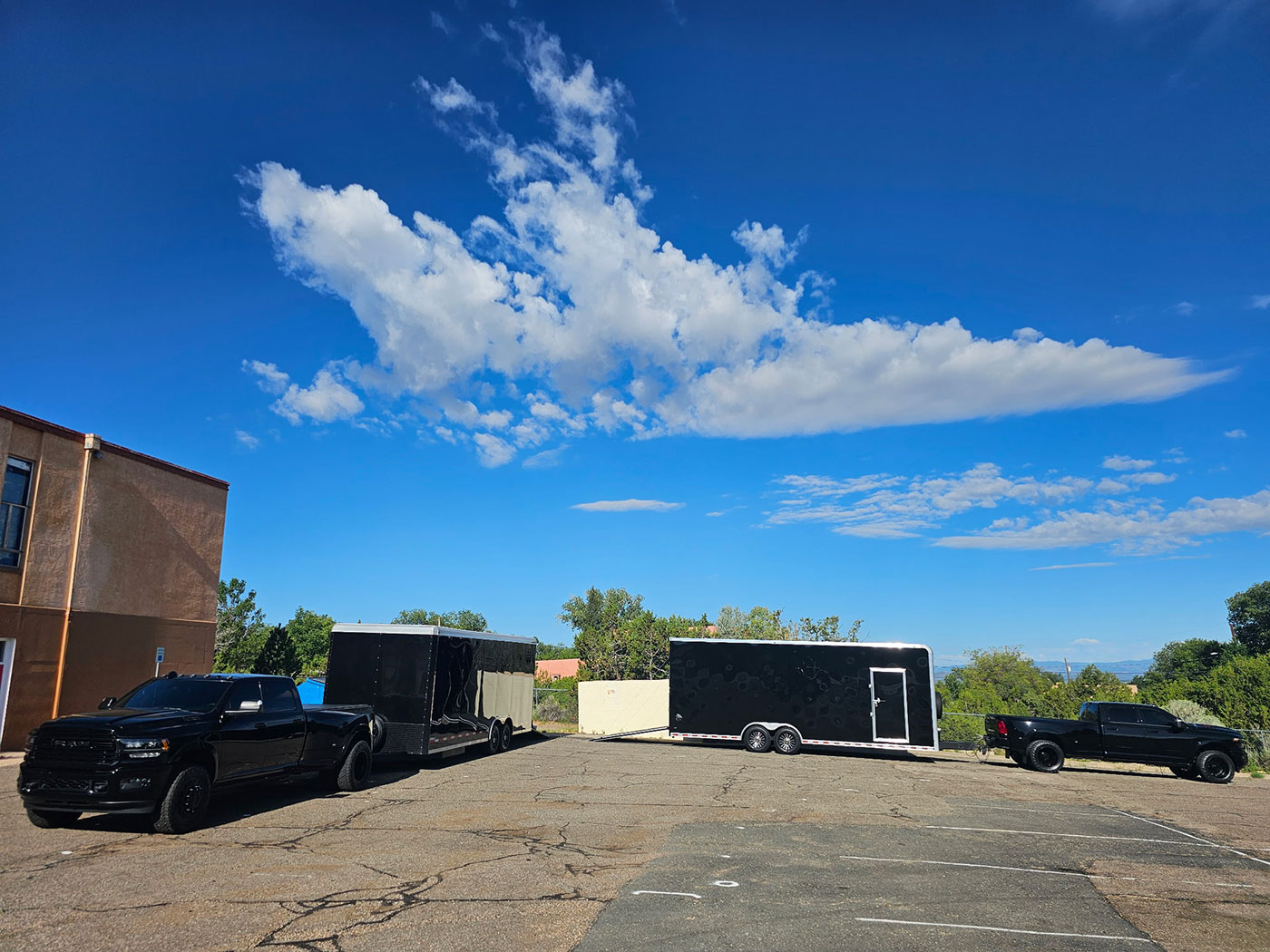 Mikes Moving Santa Fe 2 trucks & trailers